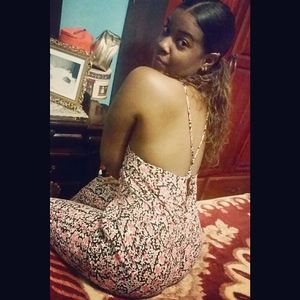 Meet your Posher, Dana