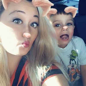 Meet your Posher, Tye rose