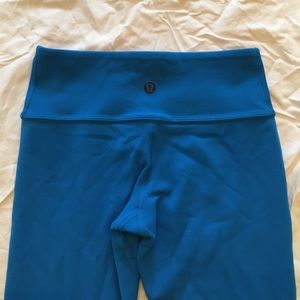 Lululemon Wunderunders size 2