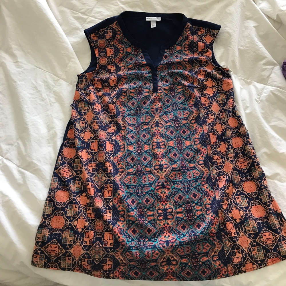 Liz Lange Maternity Sleeveless blouse