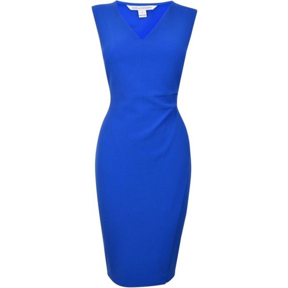 DVF beautiful blue FLATTERING dress