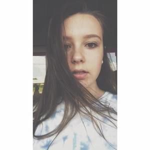 Meet your Posher, Kamile