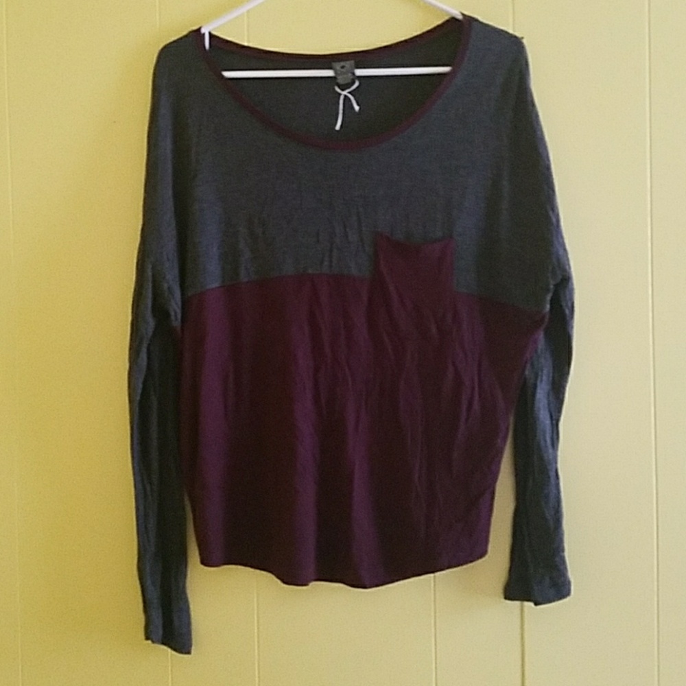 Zumiez pocket shirt