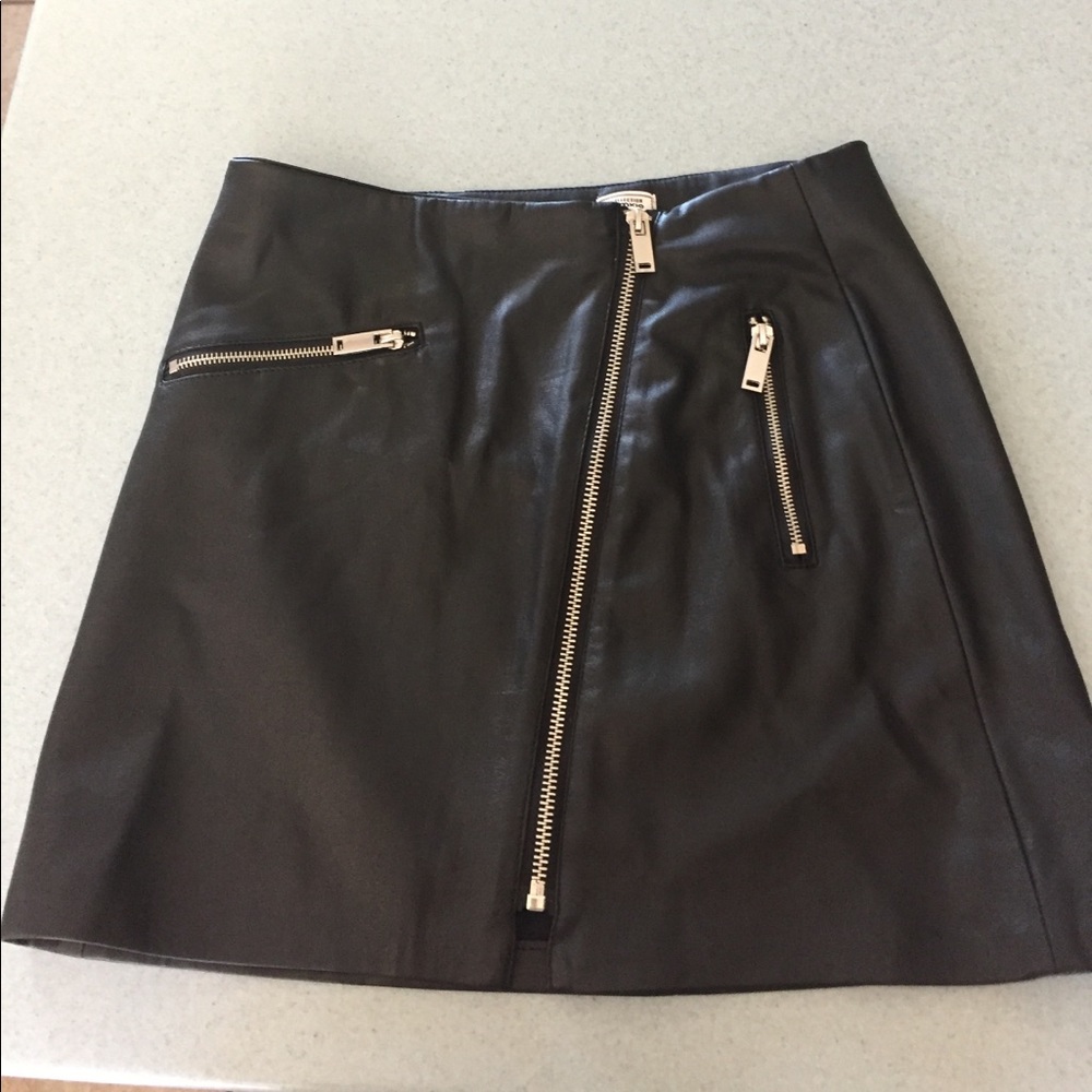 Pimkie zippered leather miniskirt - black