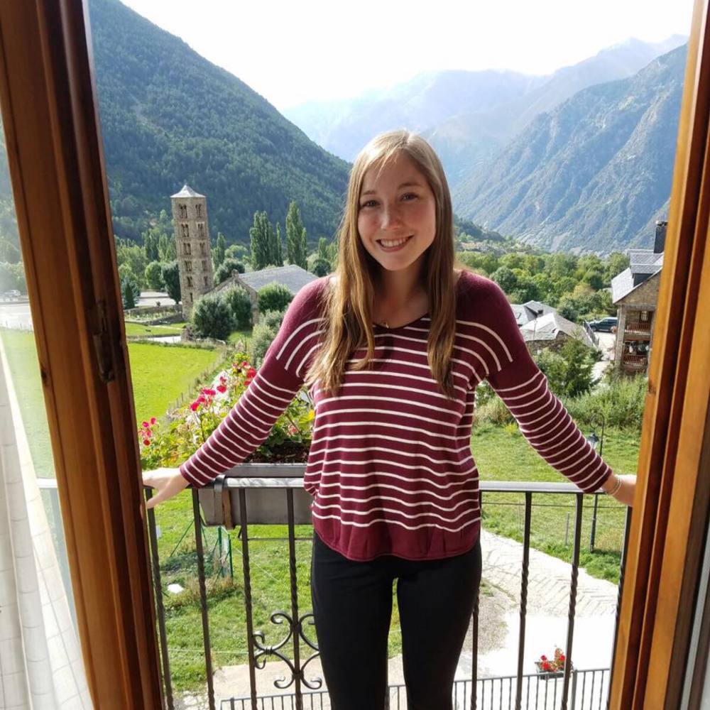 Meet your Posher, Keri