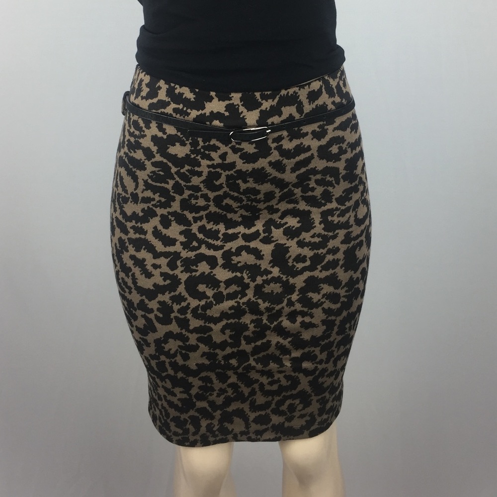⭐️Xhilaration Pencil Skirt