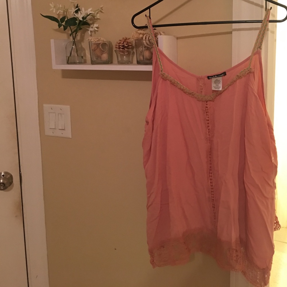 💕 Peach Lace Flowy Tank Top 💕