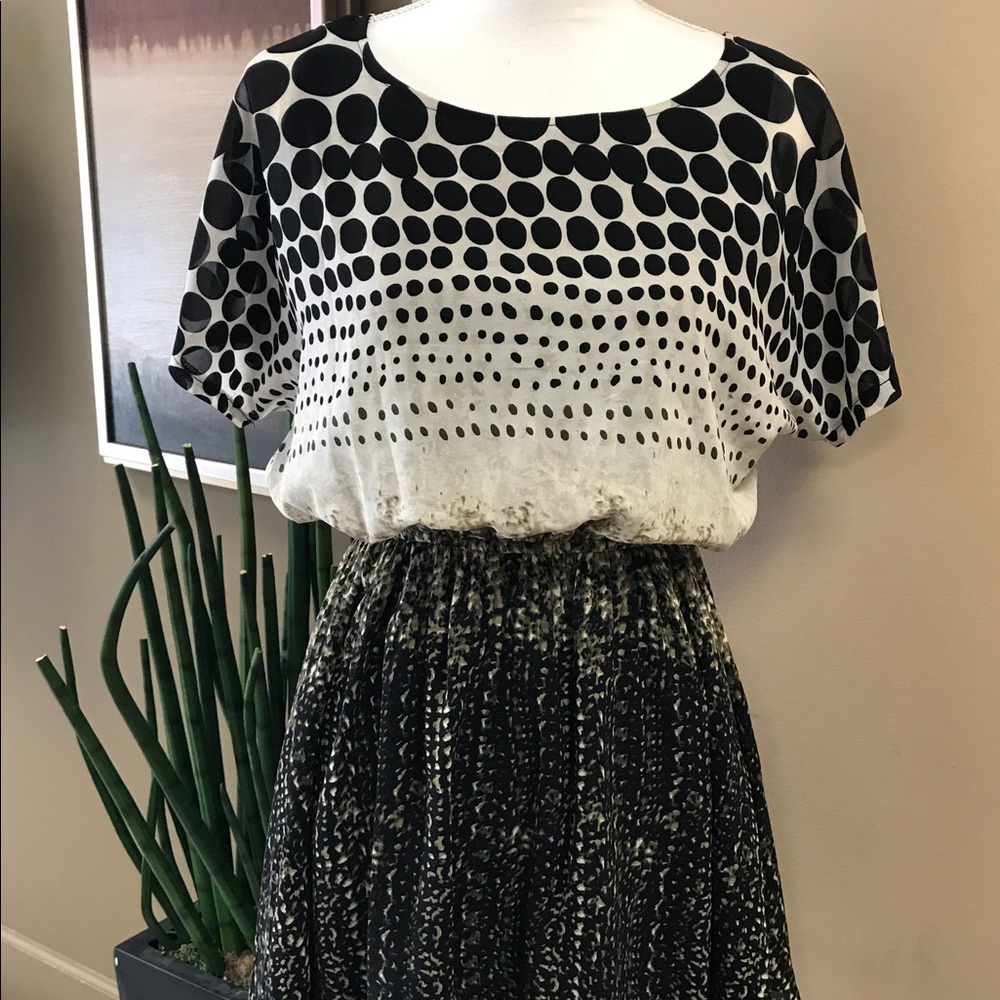 Eros Apparel Black & White Multi Design Dress Sz S