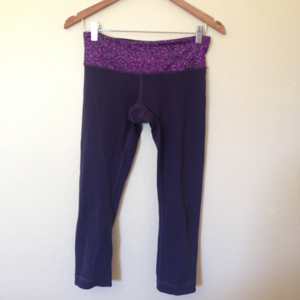 Lululemon reversible black cropped leggings