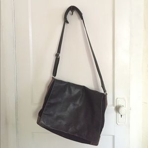 johnston & murphy messenger bag