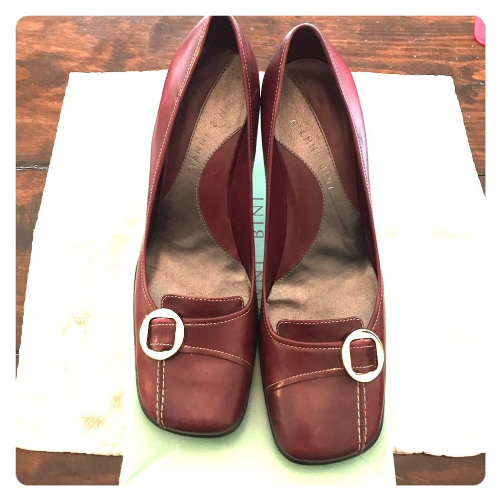 Gianni Bini baby Jane pumps