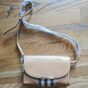 Lookalike Burberry Purse