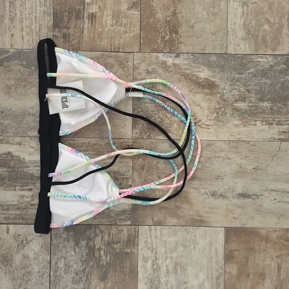 VS PINK BIKINI TOP SIZES XSMALL OR SMALL - Picture 2 of 3