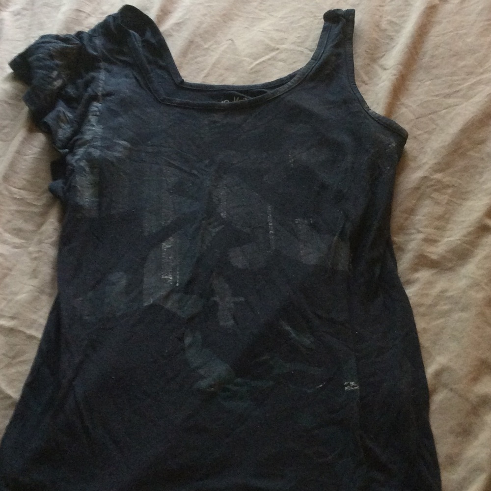 Cute asymmetric bird top