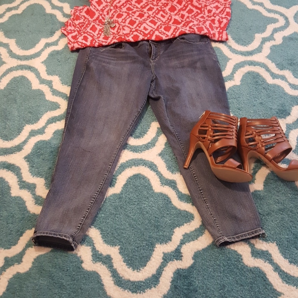 Torrid Cropped Jeggings with Zippers