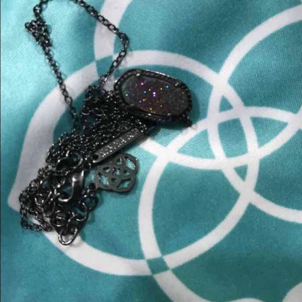 Sorry it has been sold on another site !