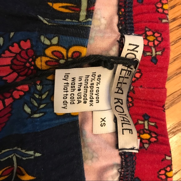 Novella Royale Janis Bell Bottom Red Ethnic Floral - Picture 5 of 8