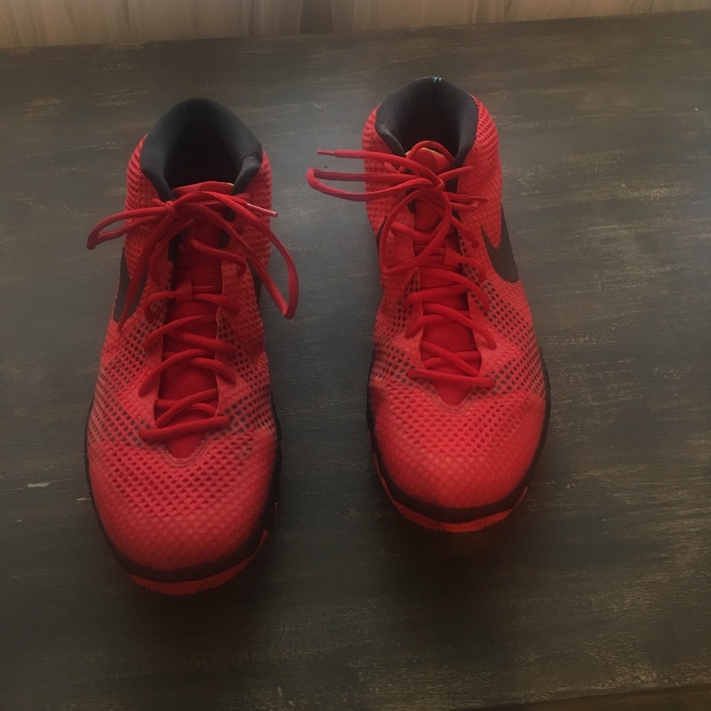 Kyrie Irving Men's basketball shoes size 13