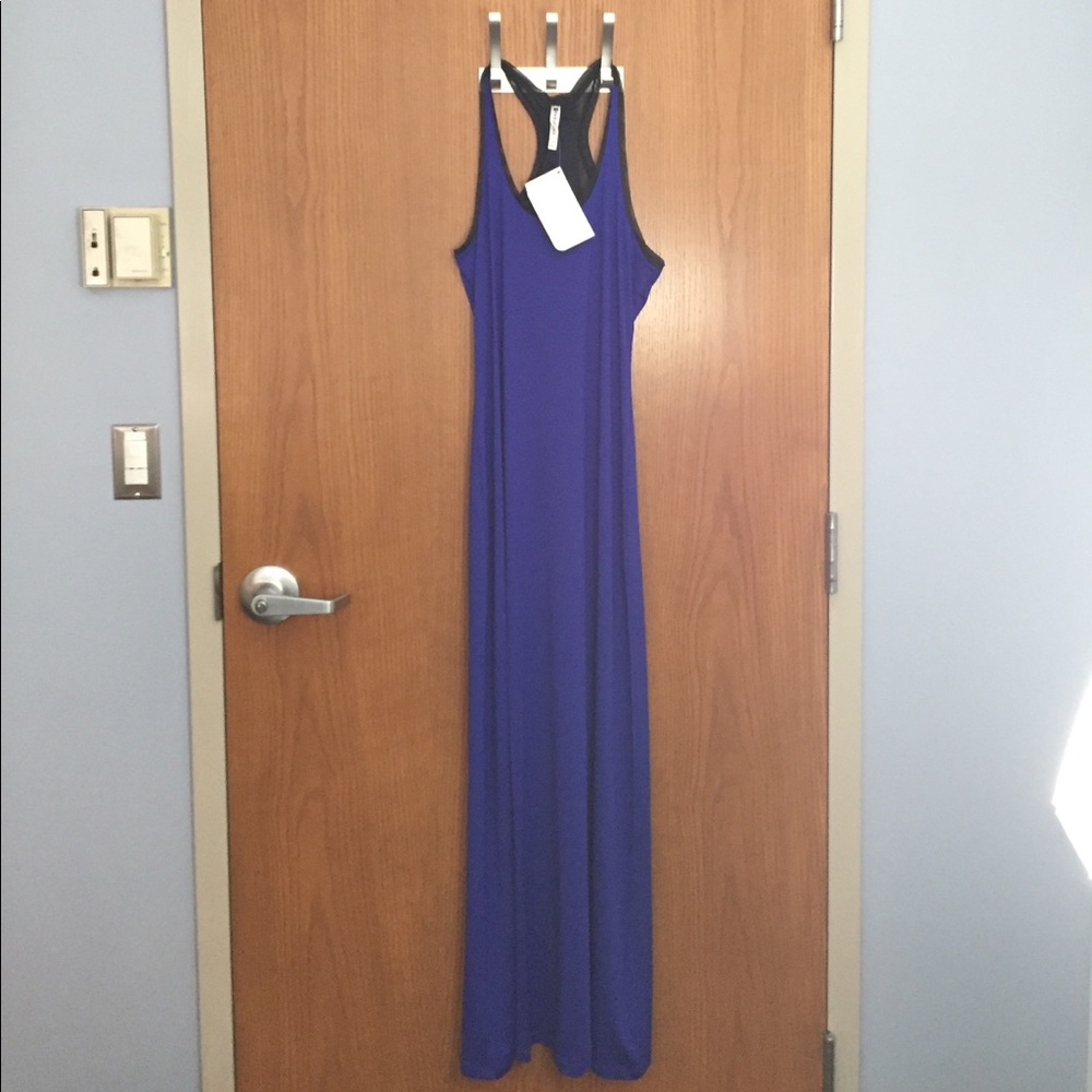Fabletics Mosa Maxi Dress, iris/black. Size small