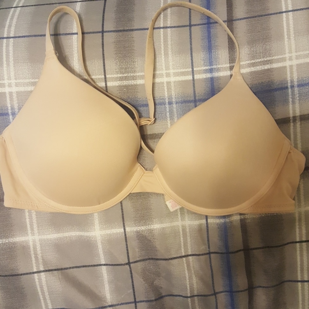 32d pink! Bra