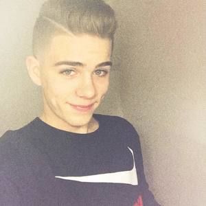 Meet your Posher, Maceo