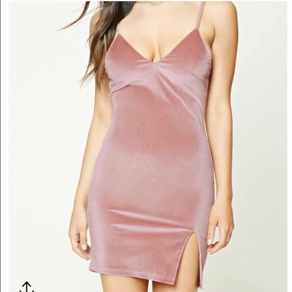 Blush pink velvet dress 🦄🌸🍭