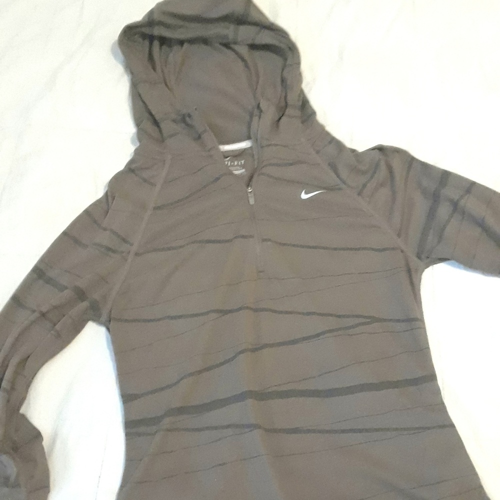 Nike Half Sleeve Hooded Zip