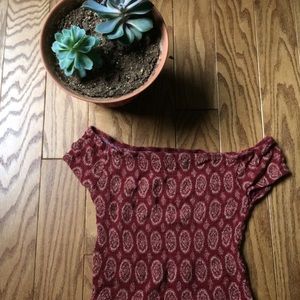 ✨Brandy Melville Crop Off Shoulder Top✨