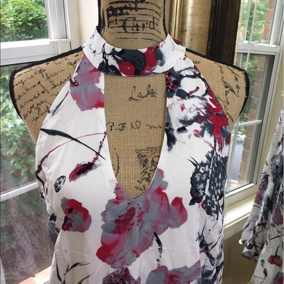 🎉LAST ONE!!! 💝choker style fully lined dress! - Picture 5 of 8