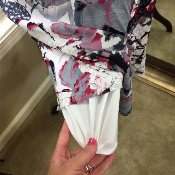 🎉LAST ONE!!! 💝choker style fully lined dress! - Picture 8 of 8