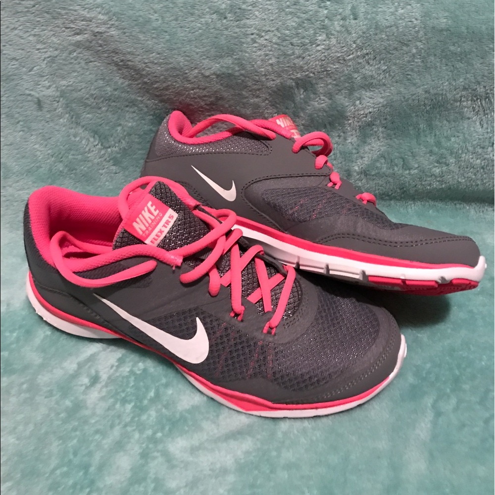 Nike flex sneakers (women)