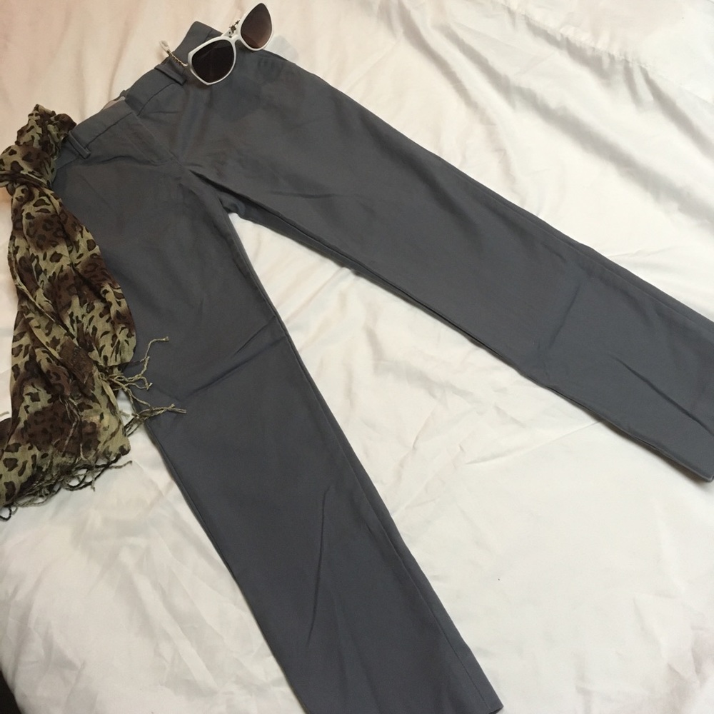 GAP slim cropped gray pants