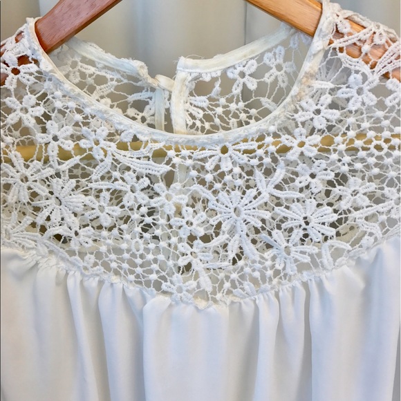 White Flowy Lace Sleep Blouse - Picture 3 of 3