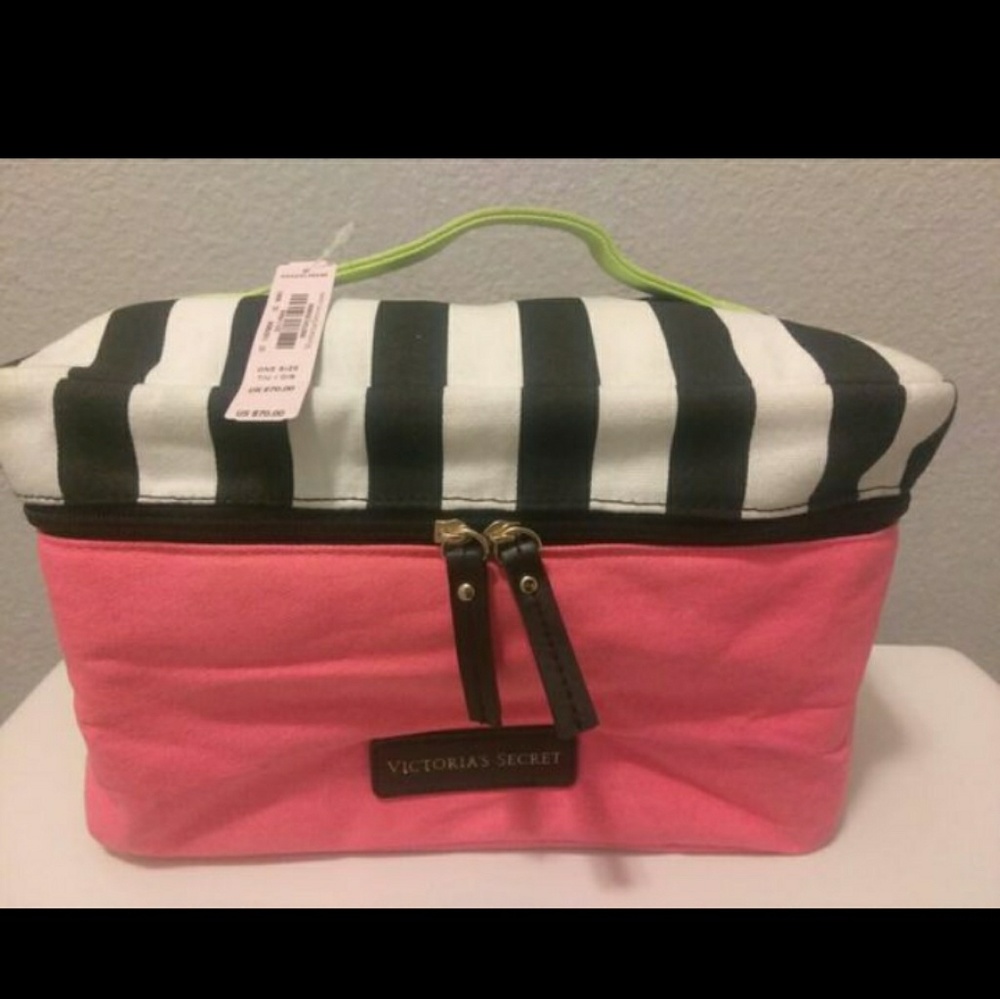 Make up tote.