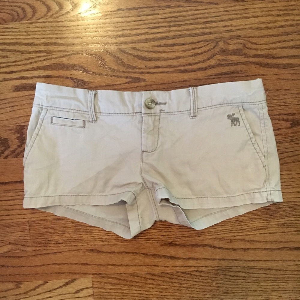 Abercrombie & Fitch Khaki Shorts