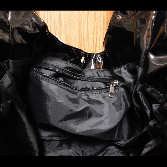 Fancy Rockabilly Bag W/ Skulls Printed Design - Picture 5 of 7