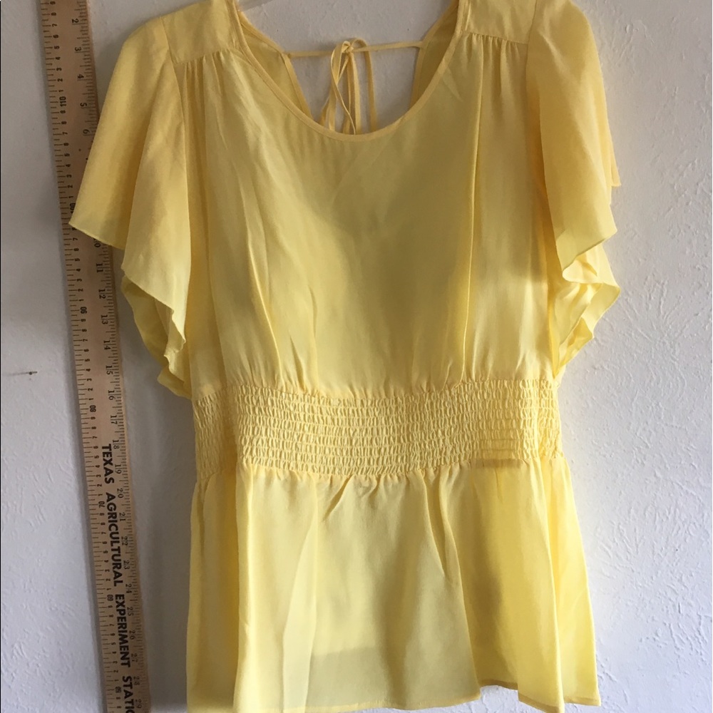 FAB unworn silky ☀️ sunny yellow blouse 100% SILK