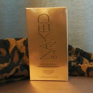 Urban Decay Ultra Def Powder Foundation