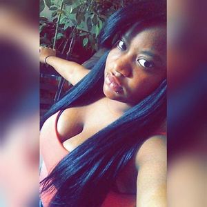 Meet your Posher, Roneisha