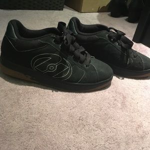 Size 10 black Heely shoes
