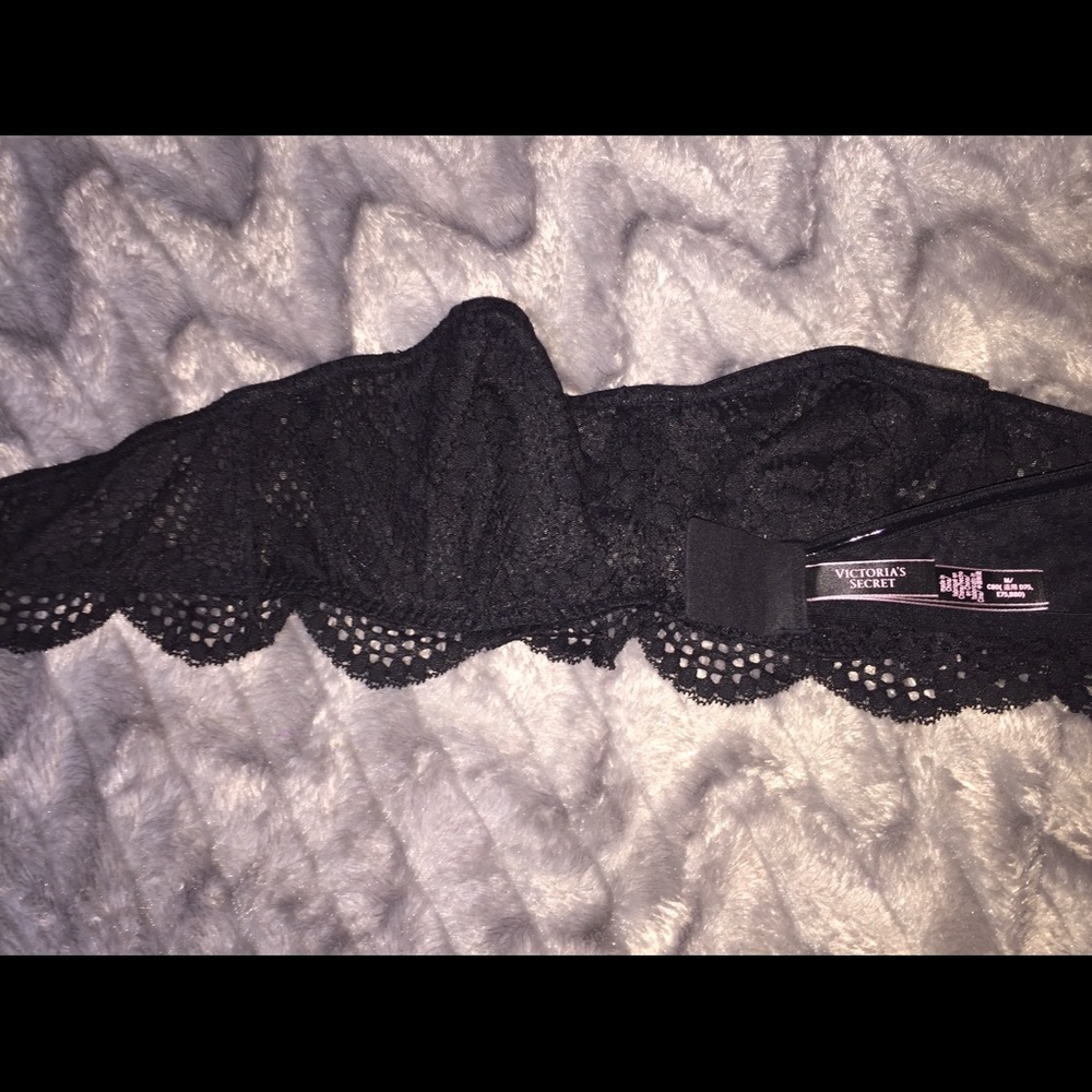 Victoria Secret strapless Bralette