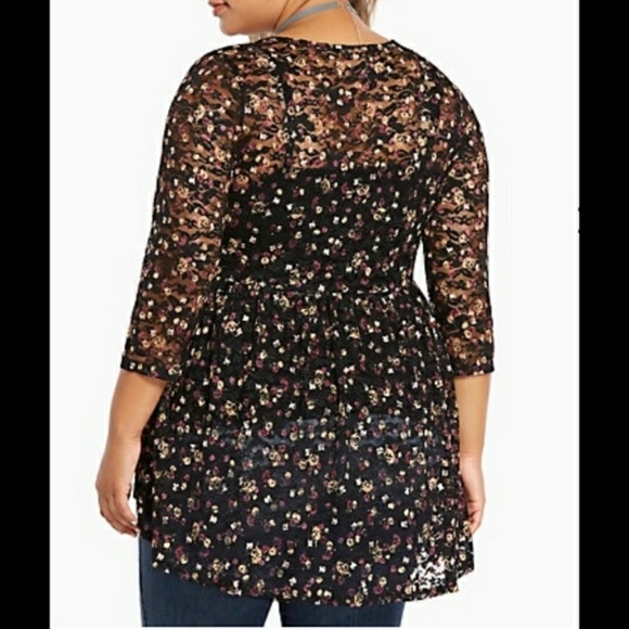 Torrid floral button down babydoll top size 3 - Picture 2 of 3