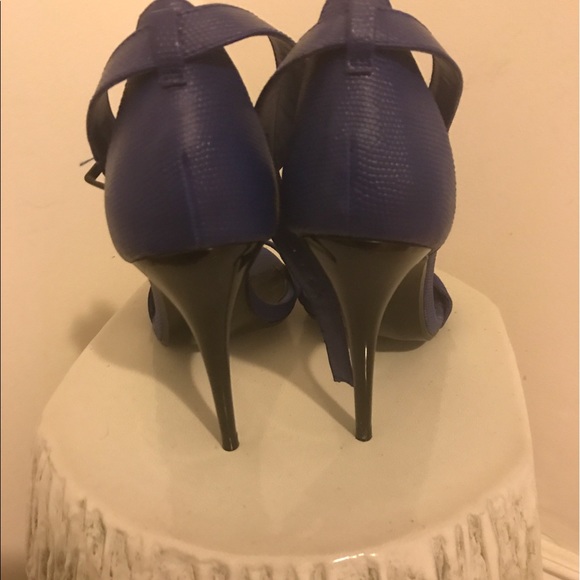 Steve Madden never worn blue heels - Picture 3 of 3