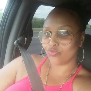 Meet your Posher, Krystal