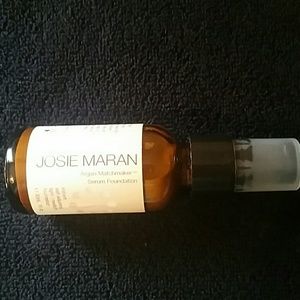 Josie Maran Argan Matchmaker Foundation light/medi