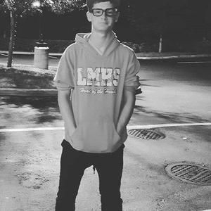 Meet your Posher, Dylan