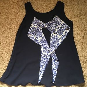 Dry Goods tank with bow on back