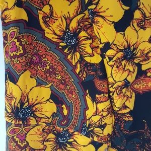 LuLaRoe Tall and Curvy Floral Leggings