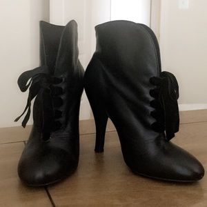 Mojo Moxy Black Boots