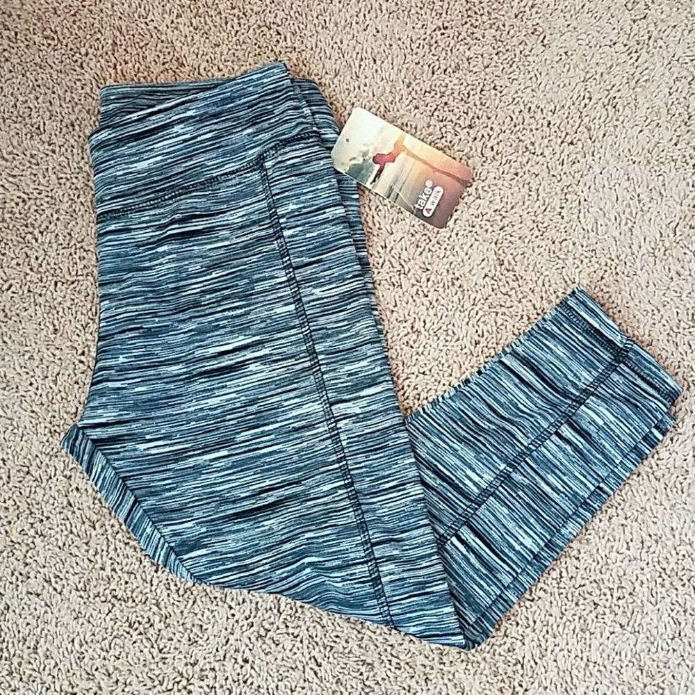 Athletic Space Dye Capri